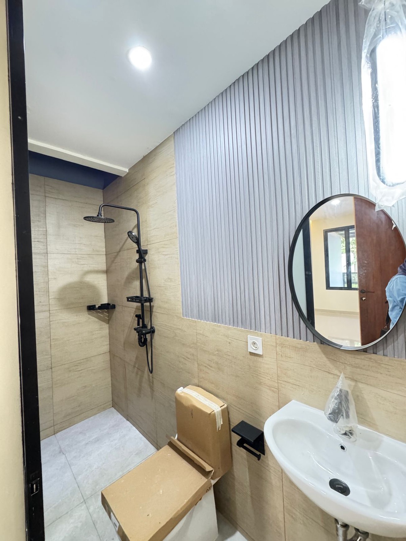 Rumah Baru Minimalis 2 Lantai di Kencana Loka BSD Dekat Sekolah