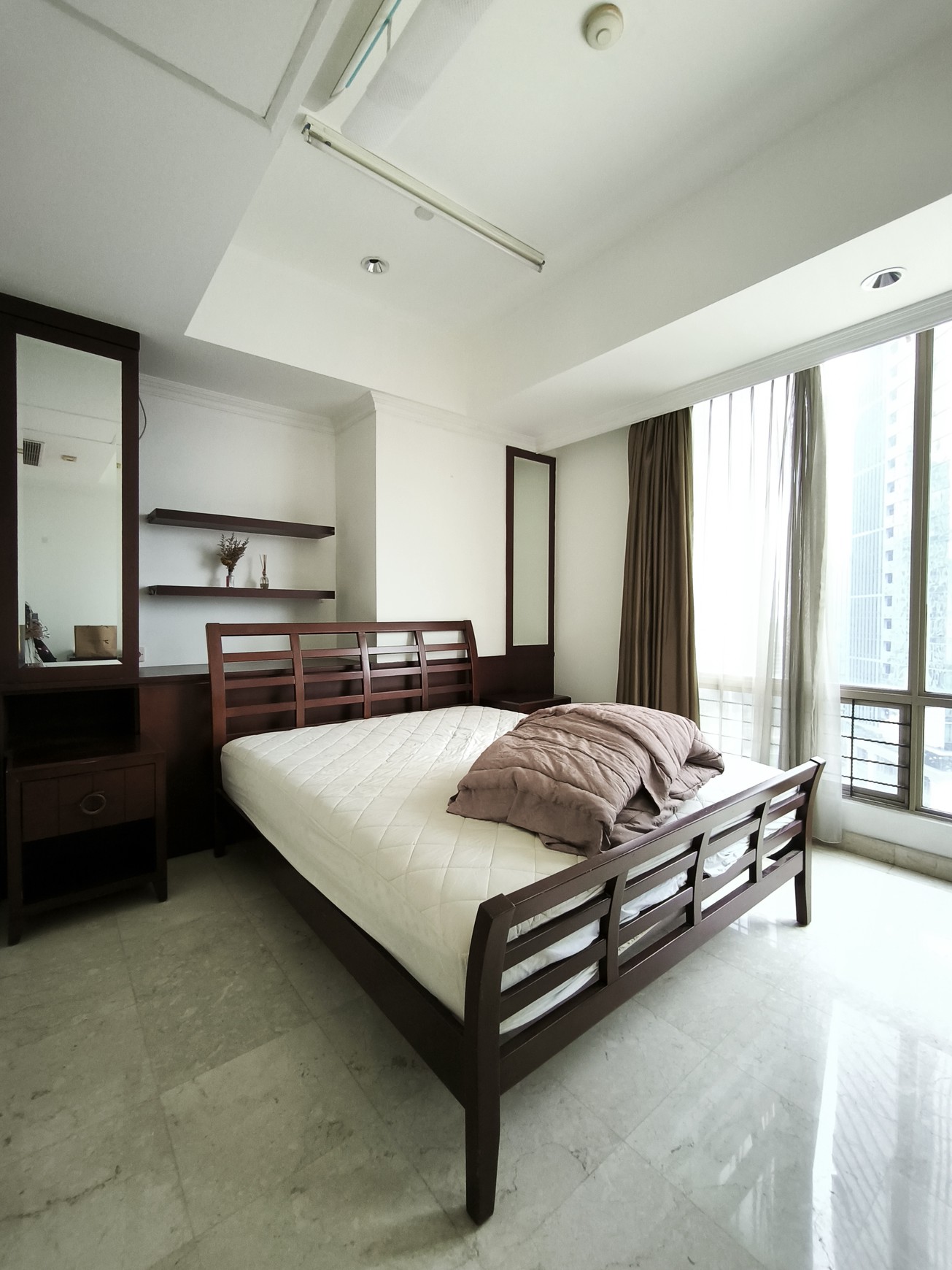 Apartment Sudirman Mansion Lt.15 Furnished