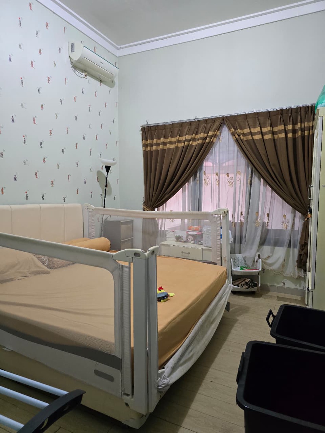 DIJUAL CEPAT RUMAH CENTRAL PARK A YANI REGENCY SURABAYA SELATAN