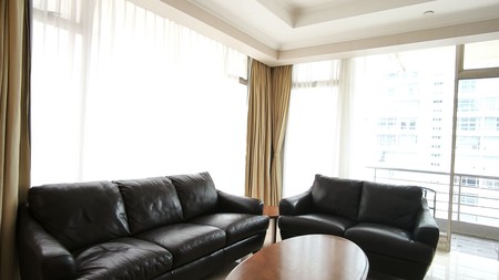 Apartment Istana Sahid Lt.18E sangat terawat , lokasi strategis di pusat kota Jakarta