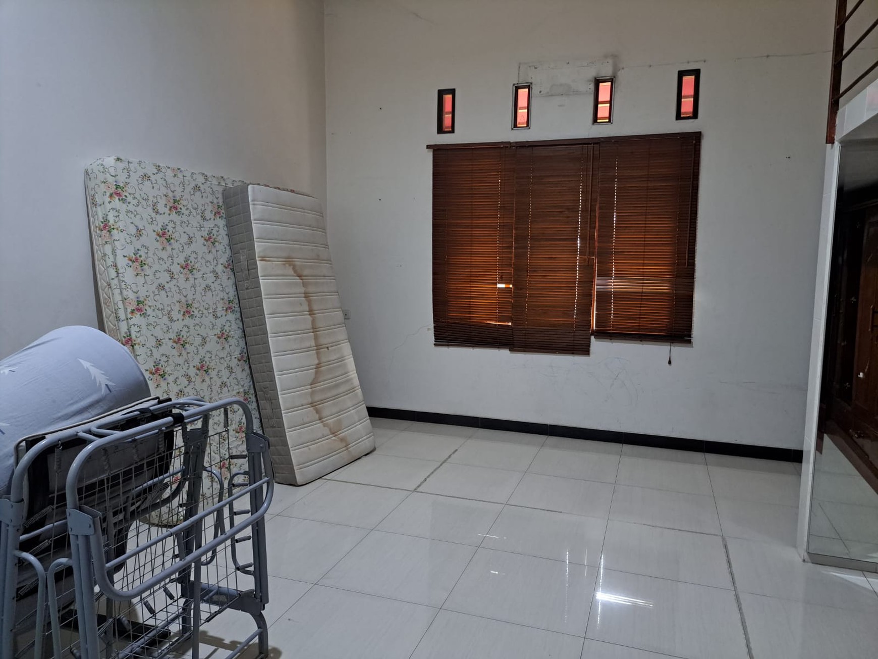 Rumah Bagus,dalam cluster,lingkungan ok di Bintaro Jaya 9