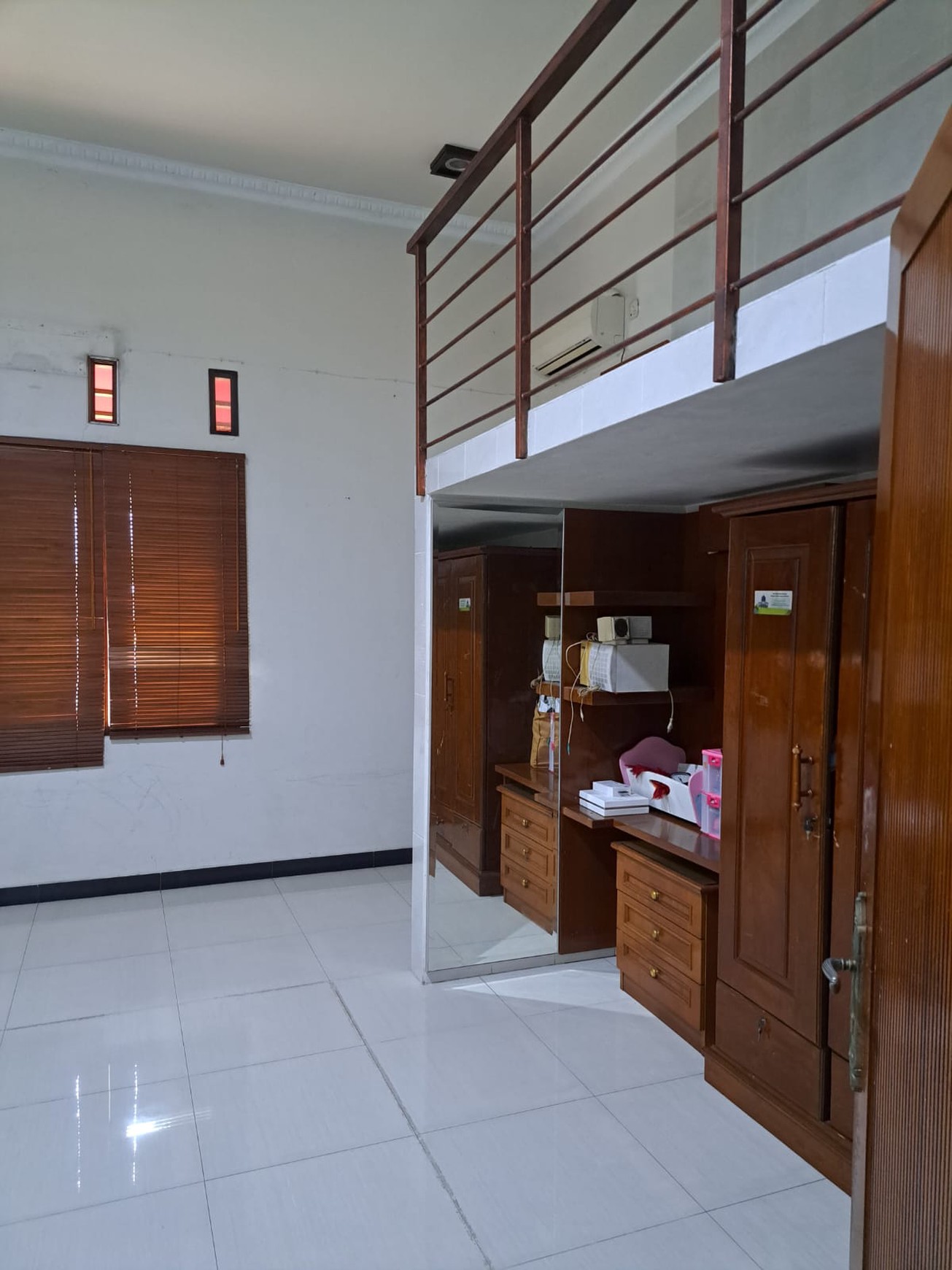 Rumah Bagus,dalam cluster,lingkungan ok di Bintaro Jaya 9