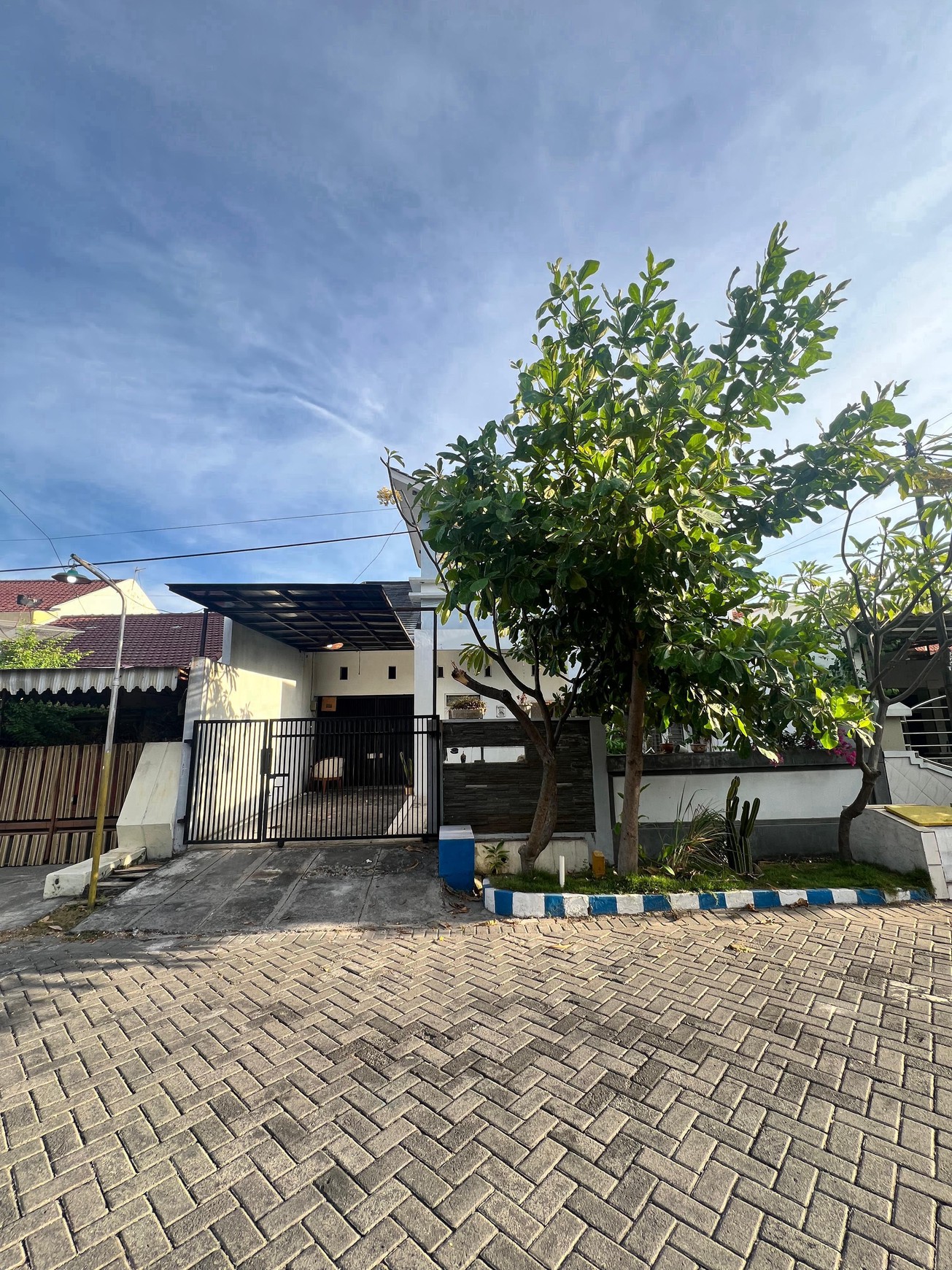 Dijual Rumah dekat Ubaya