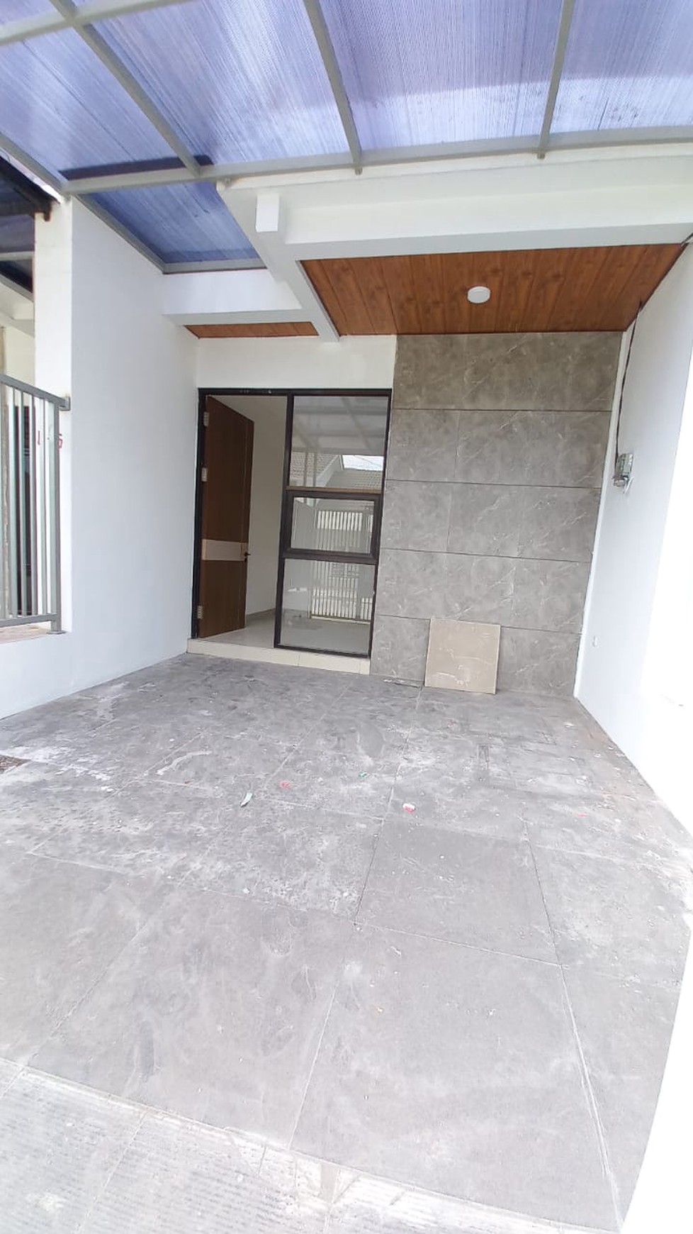 Rumah Siap Huni Royal Paka Residence Surabaya Timur Dekat Tol Juanda