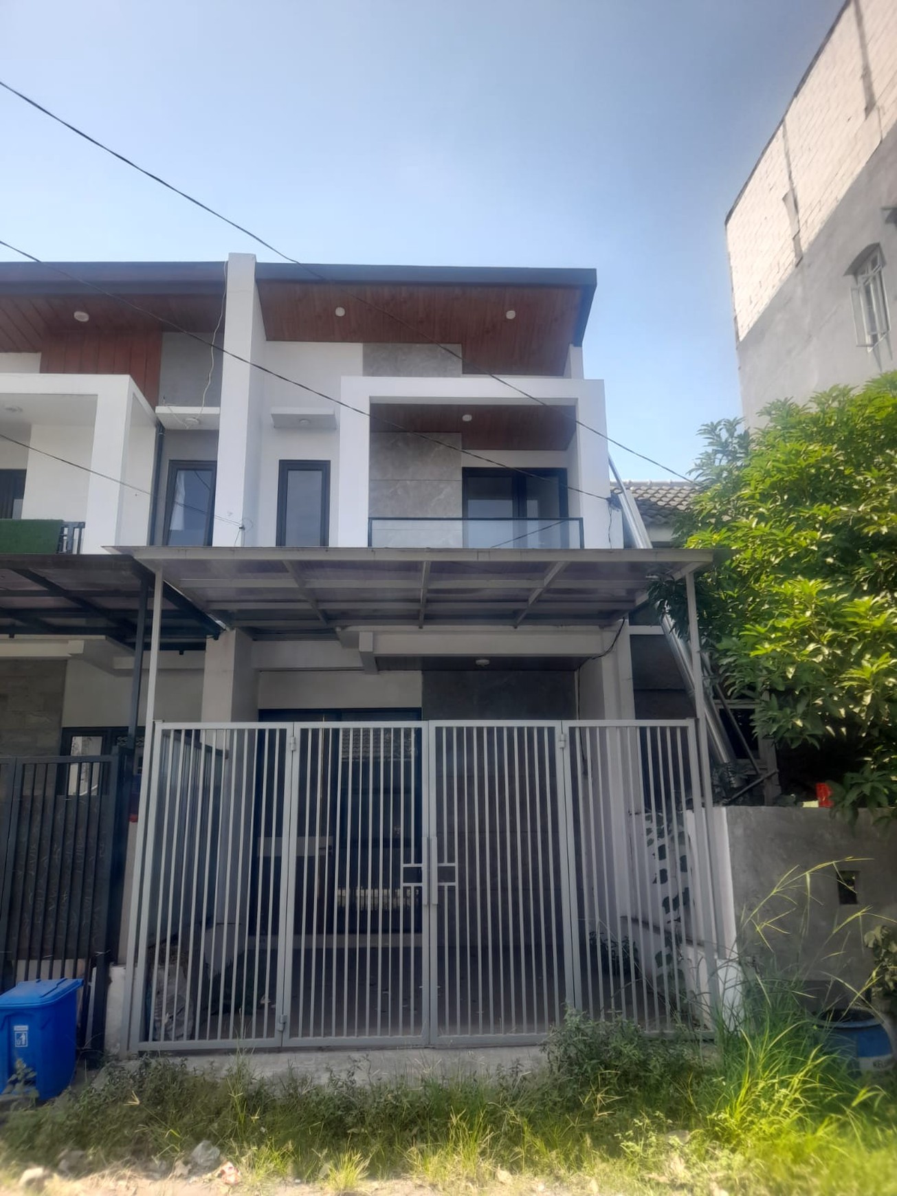 Jual Rumah Royal Paka Residence Surabaya Timur Lingkungan Aman