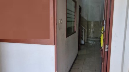 Dijual Ruko 3,5 lantai di Jalan Tenggilis Barat Surabaya