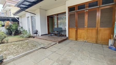 RUMAH DIJUAL NYAMAN DAN ASRI DI VILLA DELIMA.