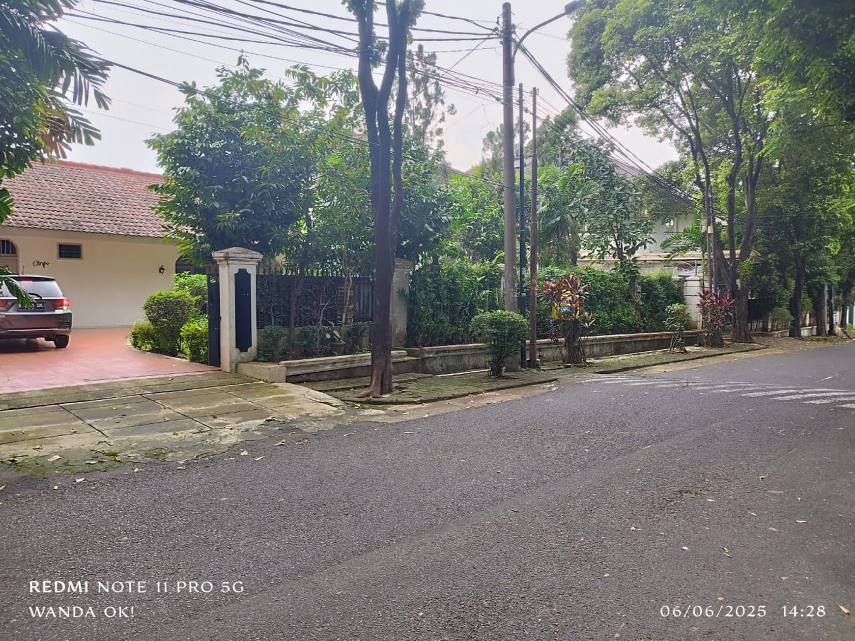 Dijual Cepat! Rumah Klasik di Area Premium Jl Martimbang