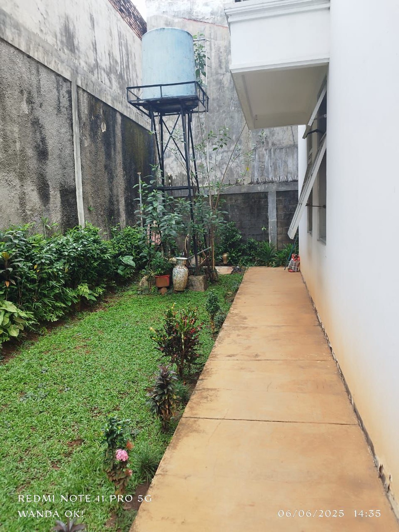 Dijual Cepat! Rumah Klasik di Area Premium Jl Martimbang