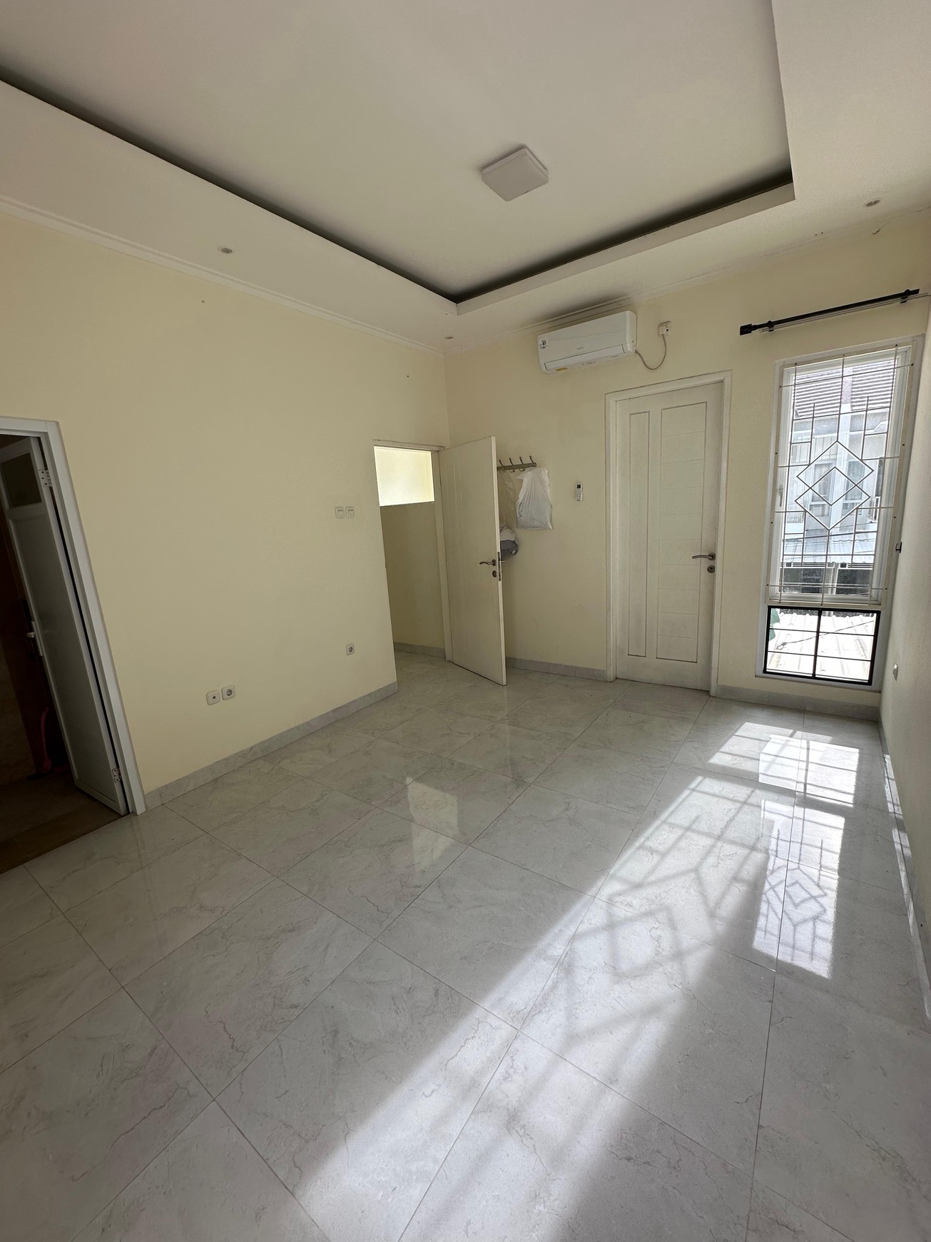 Dijual Rumah Di Cahaya Sakinah Village, Adiarsa Barat ( Karawang Kota ). 