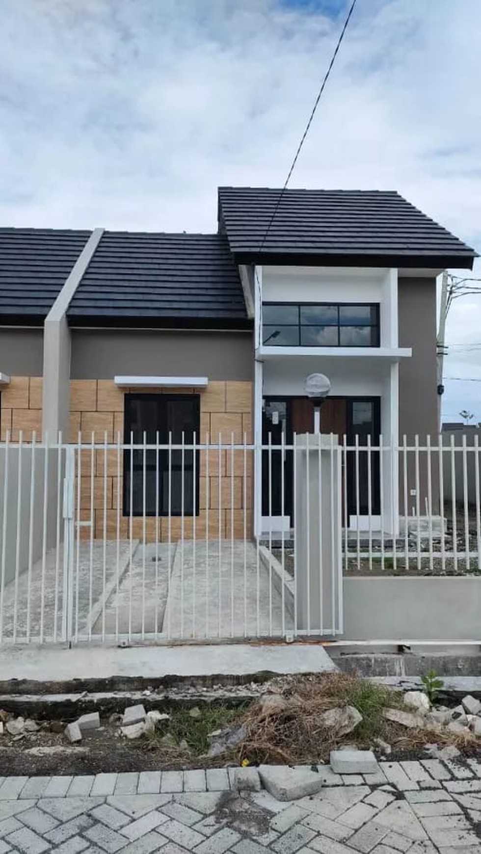 Rumah Minimalis Alana Tambak Oso Sidoarjo Dekat Bandara Juanda