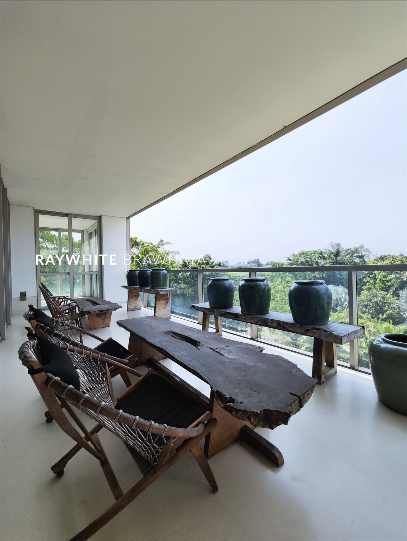 Apartment Dharmawangsa Residence Tower 2