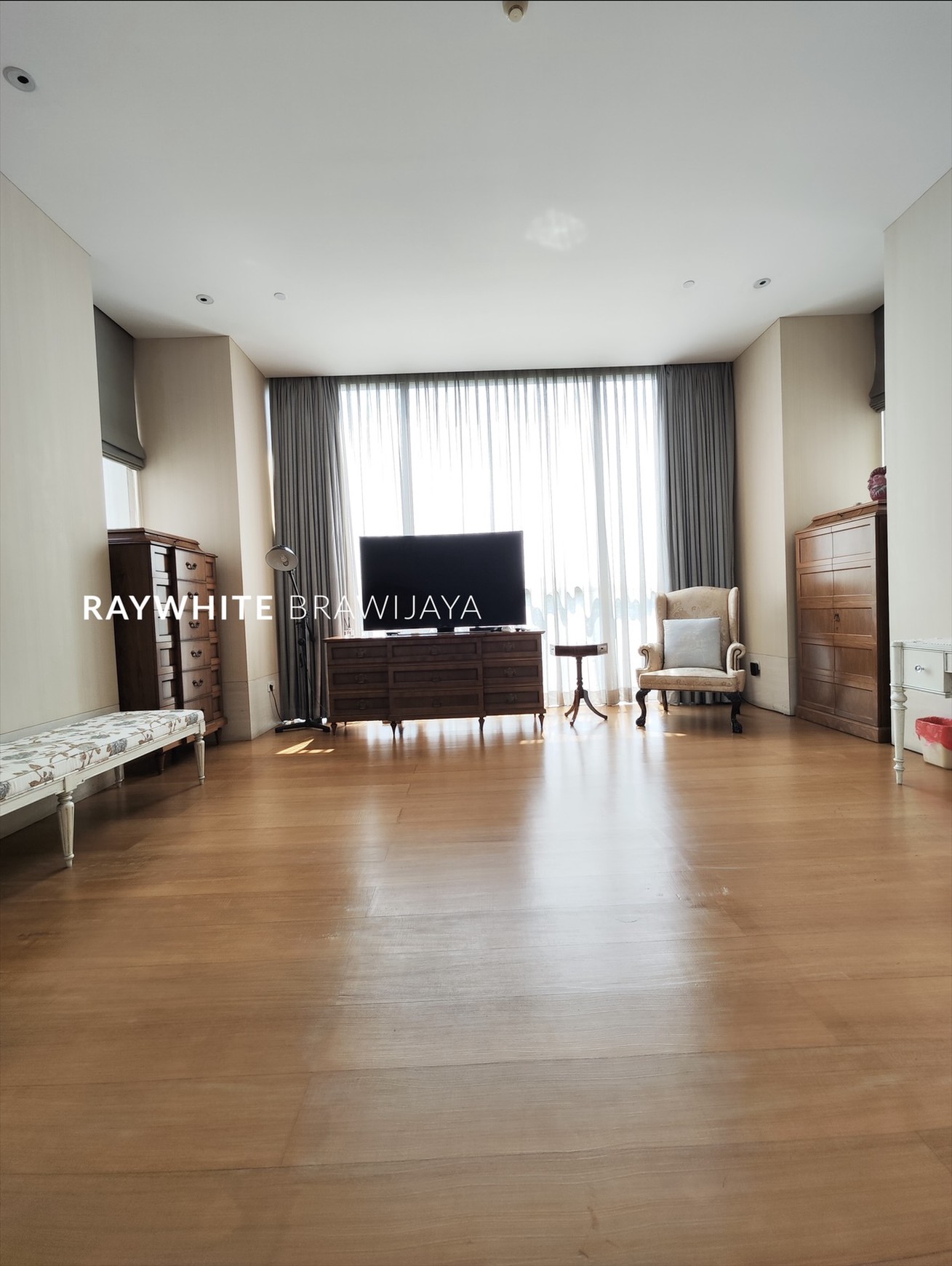 Apartment Dharmawangsa Residence Tower 2