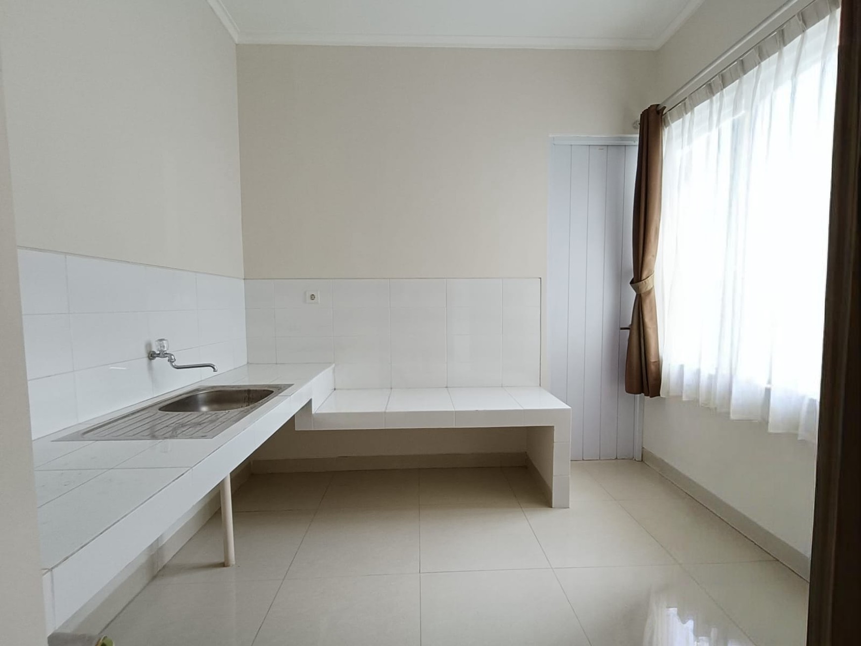 Rumah Cluster 2 Lantai Cherryville Grand WIsata Lambangjaya Tambun Selatan Bekasi