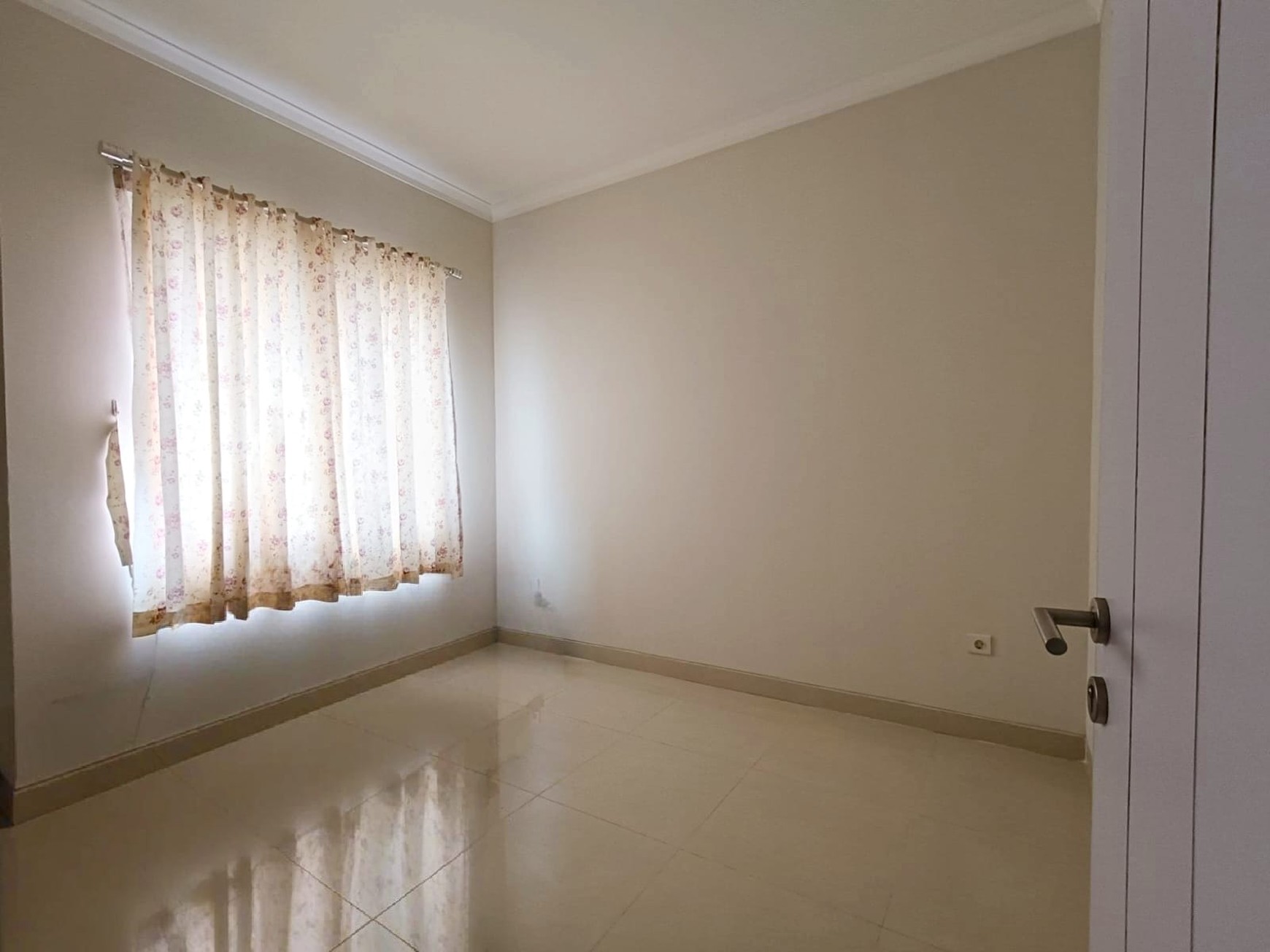 Rumah Cluster 2 Lantai Cherryville Grand WIsata Lambangjaya Tambun Selatan Bekasi