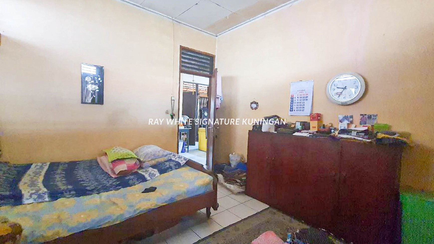 Rumah Lama Hitung Tanah di Jl Komplek DDN
