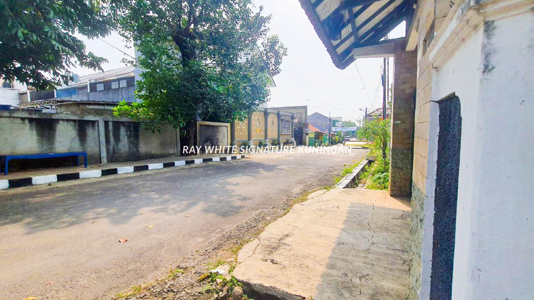 Rumah Lama Hitung Tanah di Jl Komplek DDN