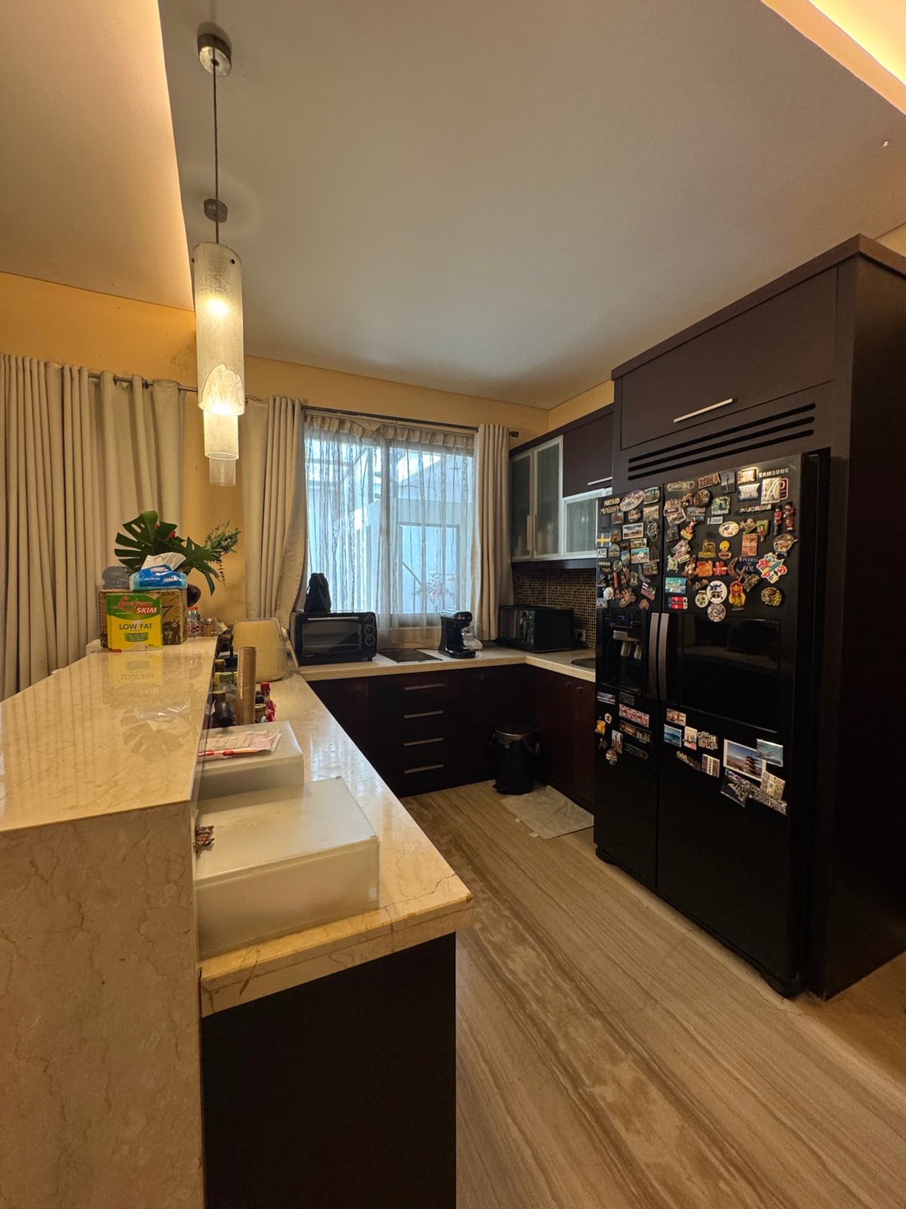 Rumah Mewah Cantik 2 Lantai di BSD City KT 4+2 KM 4+1 Surat SHM LT 440 LB 385.