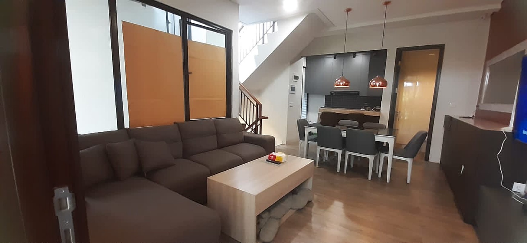 Rumah 3 Lantai di Greenwich Park Cluster Whelford BSD