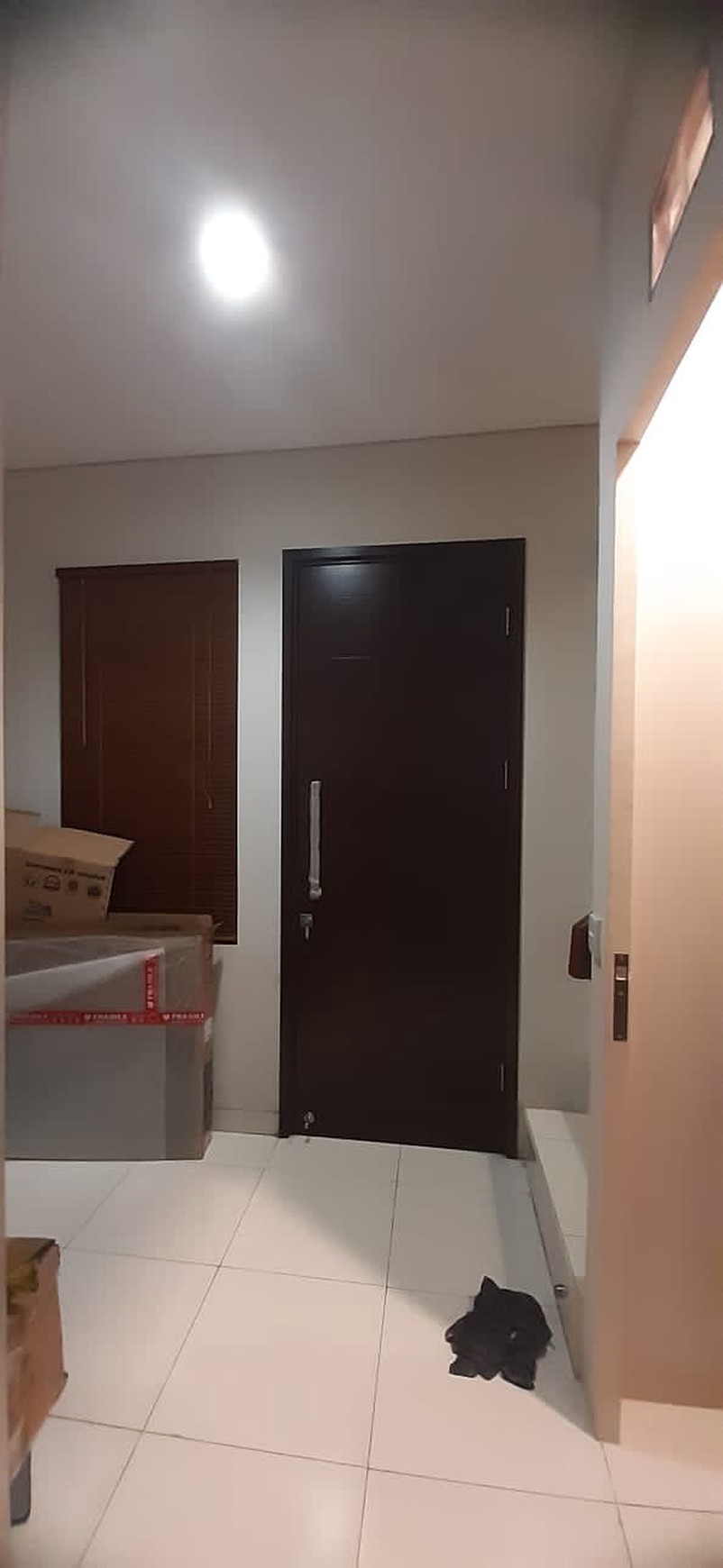 Rumah 3 Lantai di Greenwich Park Cluster Whelford BSD
