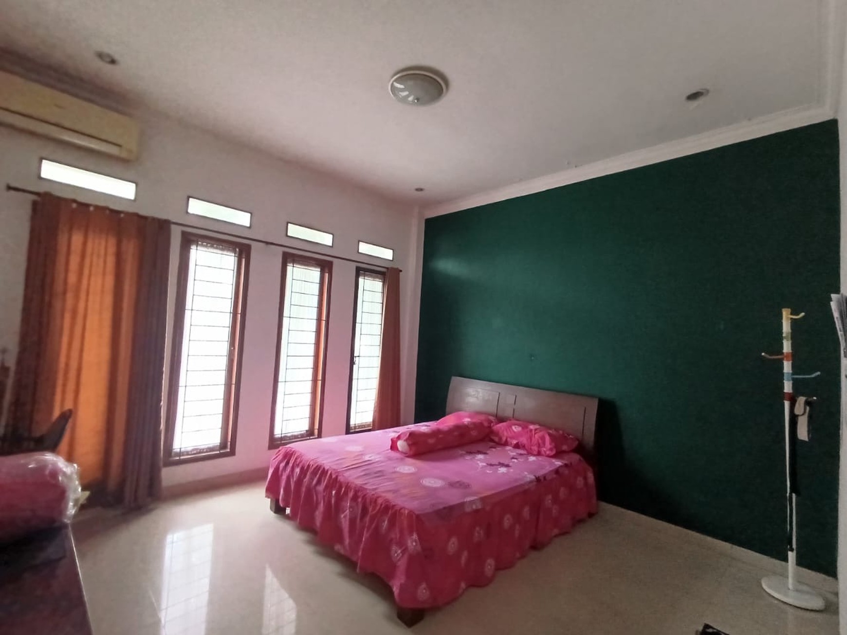 Dijual Rumah Tinggal 2 Lt. Lokasi Di Perumahan Kencana BSD, Tangerang Selatan