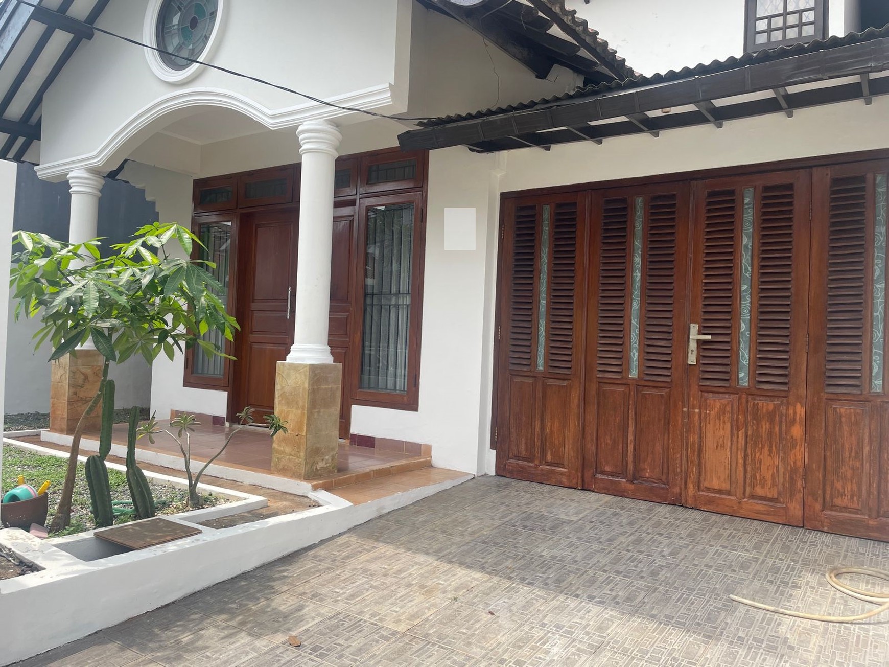 Rumah 2 lantai, Luas, di Bintaro Sektor 3A.