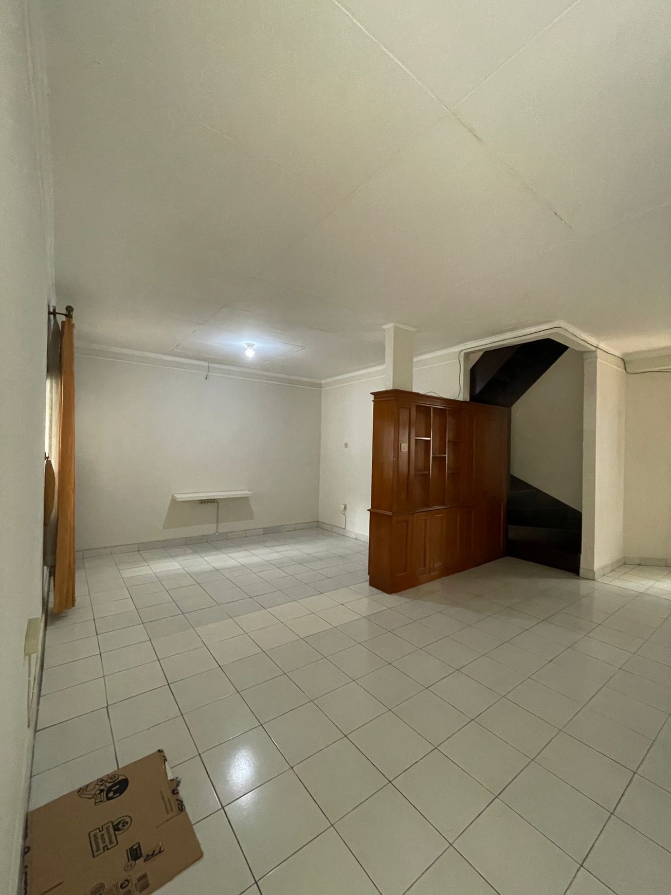 Rumah 2 lantai, Luas, di Bintaro Sektor 3A.