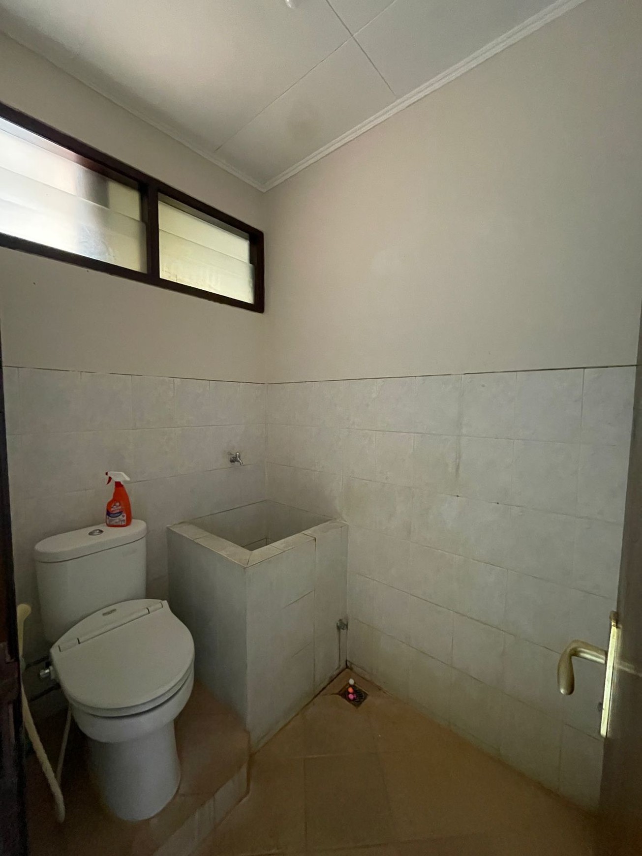 Rumah 2 lantai, Luas, di Bintaro Sektor 3A.