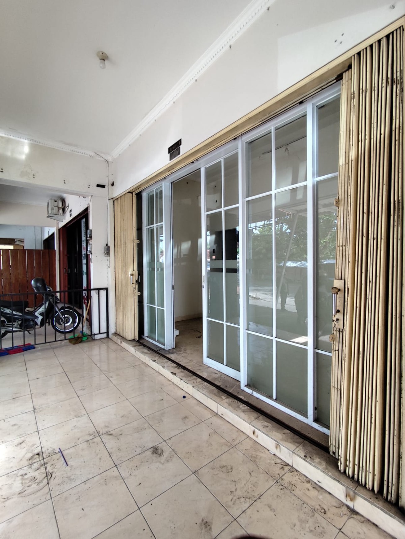 Ruko 2 Lantai Lokasi Strategis Dekat Jalan Parangtritis Km 3,5 Sewon, Bantul.