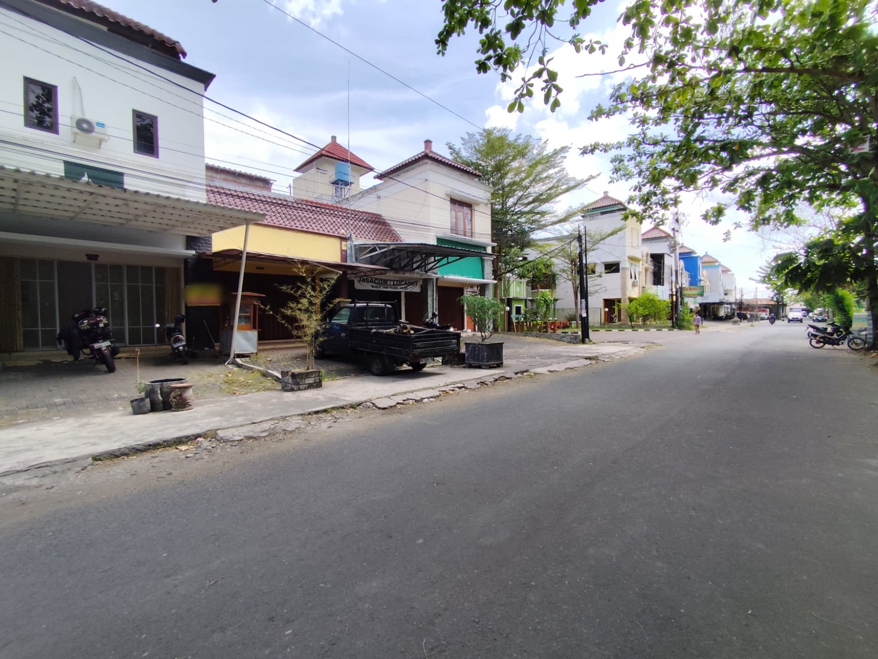 Ruko 2 Lantai Lokasi Strategis Dekat Jalan Parangtritis Km 3,5 Sewon, Bantul.
