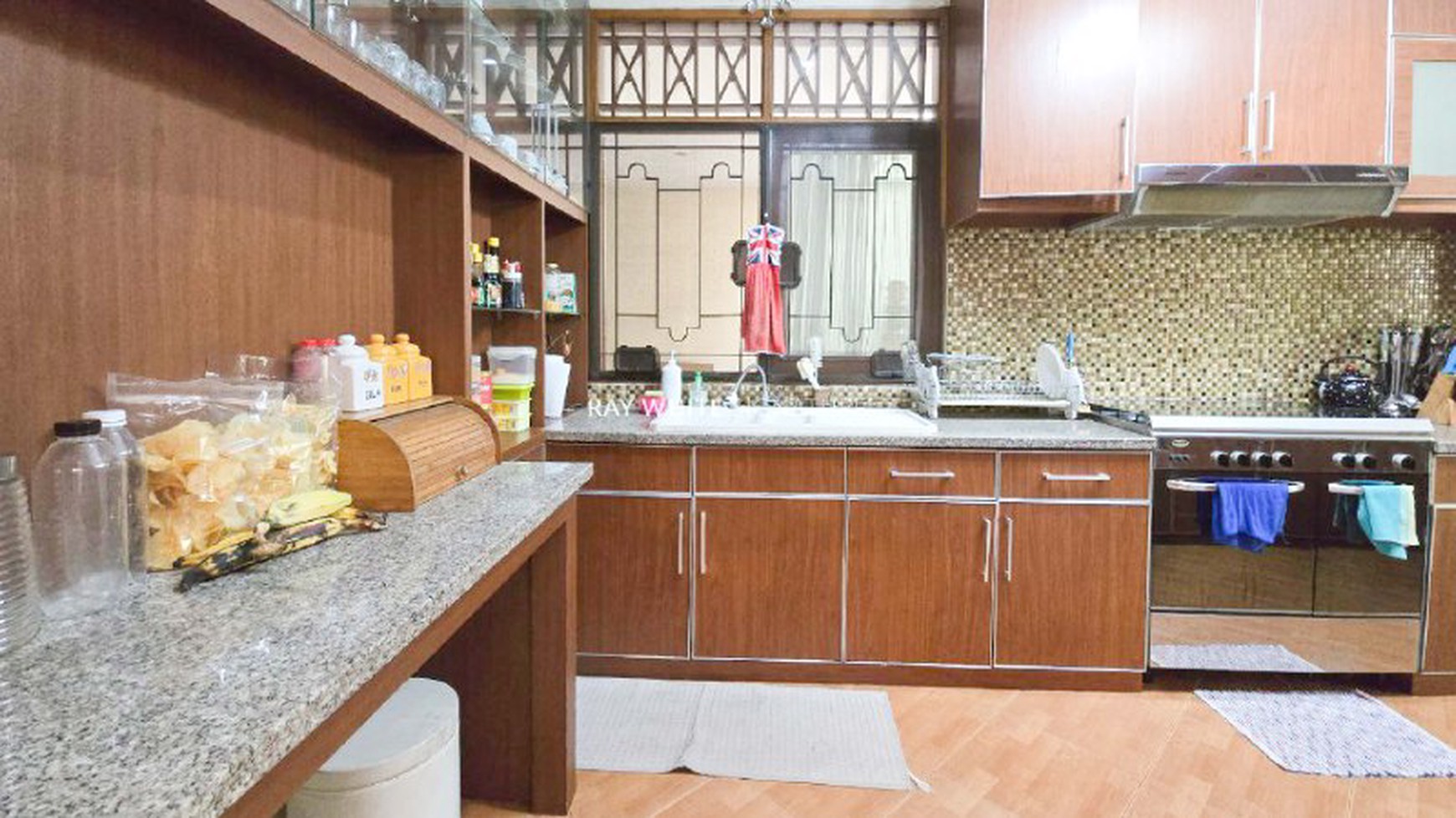 Dijual Rumah Siap Huni di Jl Pancoran VIII Lokasi Strategis