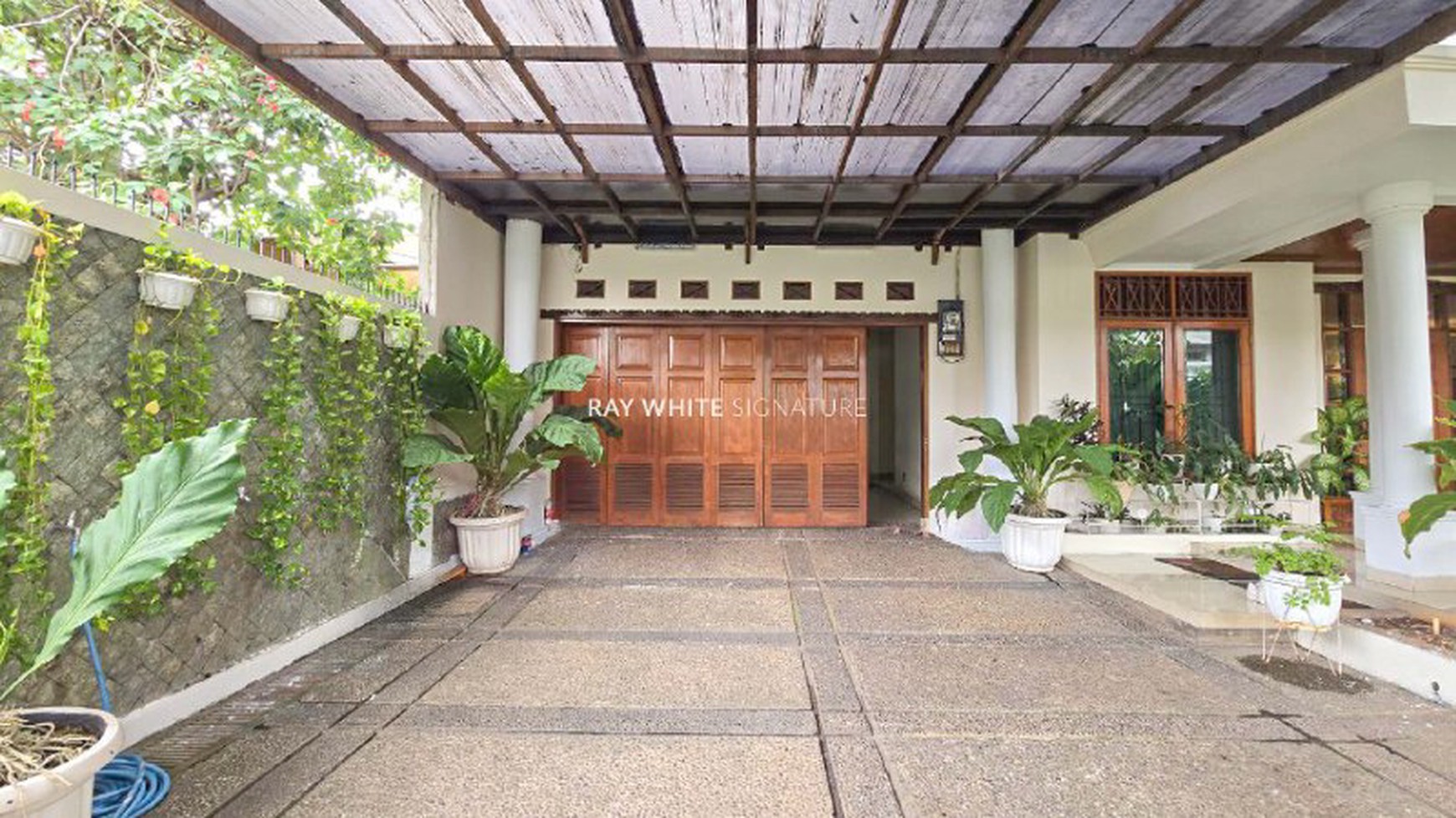 Dijual Rumah Siap Huni di Jl Pancoran VIII Lokasi Strategis