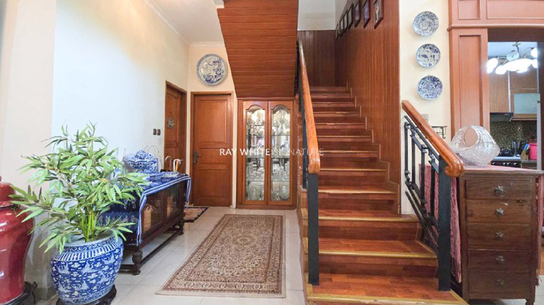Dijual Rumah Siap Huni di Jl Pancoran VIII Lokasi Strategis