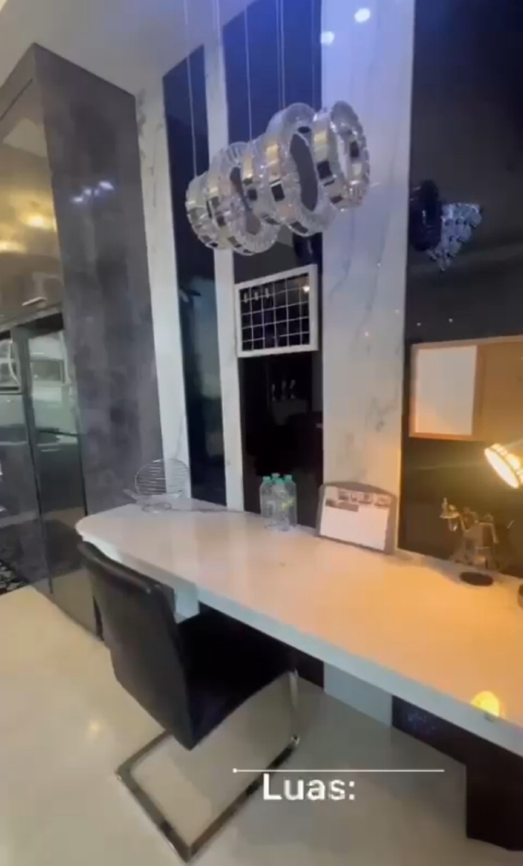 MURAH Disewakan Apartemen Voila Ciputra World Tipe 2 Bedroom Full Furnished Modern Mewah Spesial Private Balkony - Akses Mall Ciputra World Surabaya