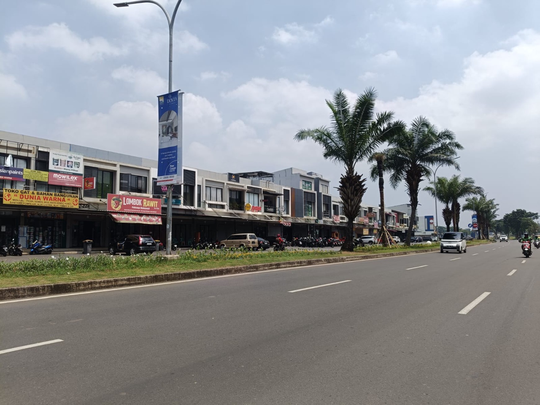 Ruko Lamonte Boulevard , Grand Wisata - Tambun .Bekasi