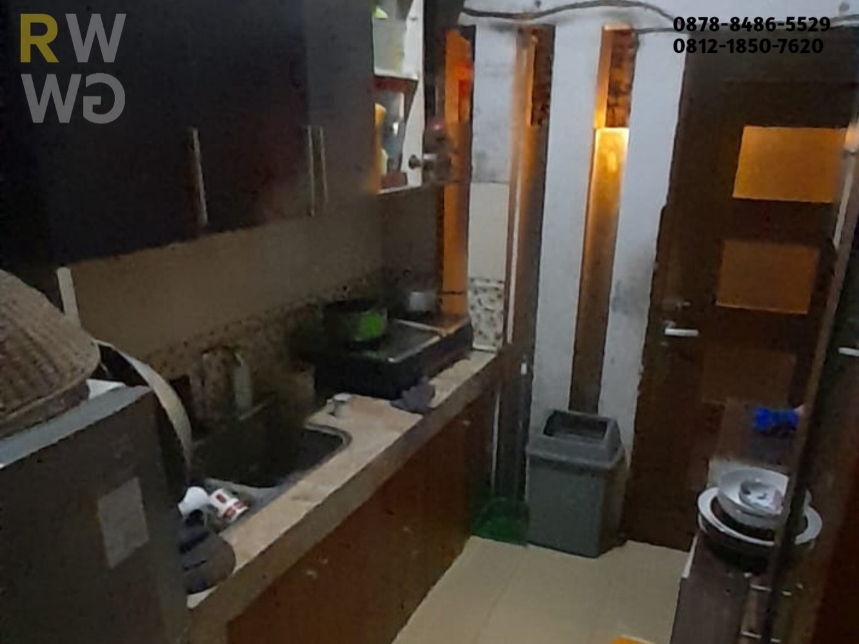Rumah Dijual di Grand Wisata - Dalam Cluster, 2,5 Lantai, Full Interior & Roof Top