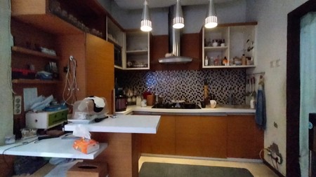 Dijual Rumah di Grand Wisata - Full Interior & Roof Top dalam cluster 2,5lt