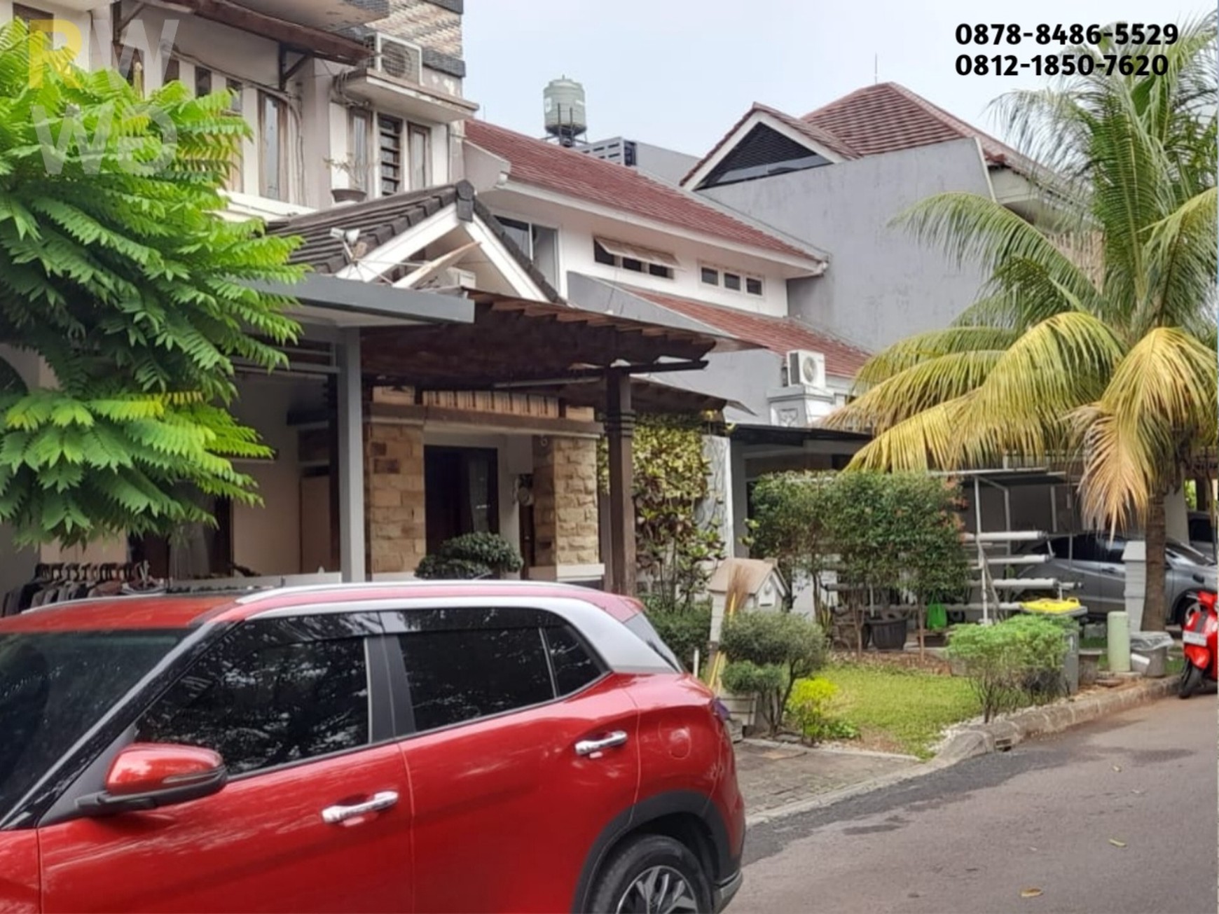Dijual Rumah di Grand Wisata - Full Interior & Roof Top dalam cluster 2,5lt