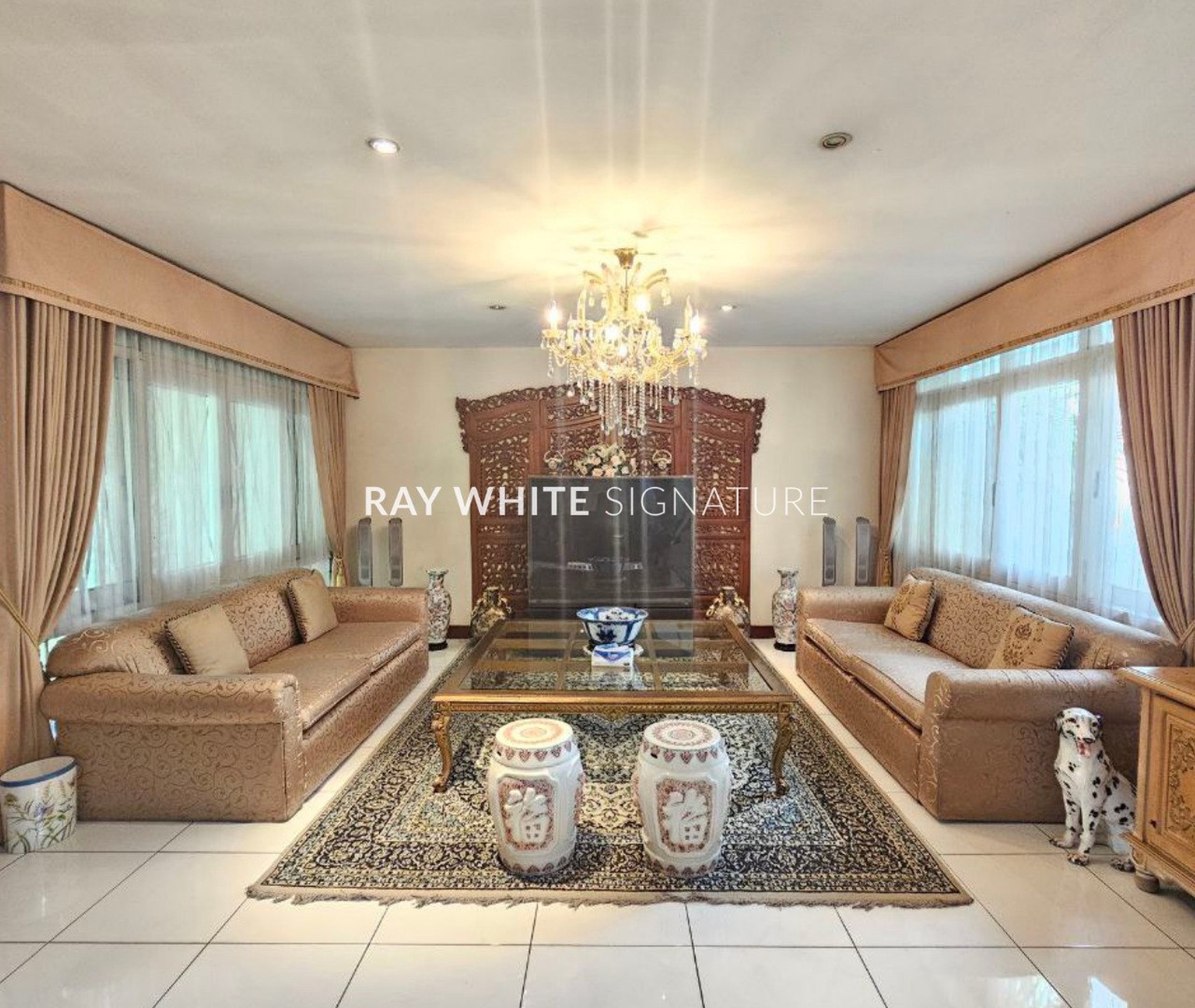 Rumah Mewah di Jl. Metro Hijau II Pondok Pinang