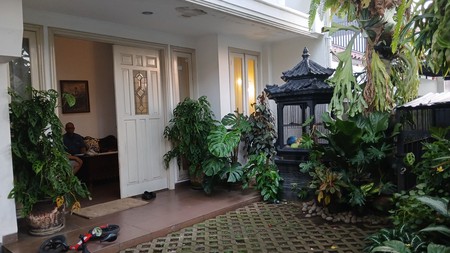 Rumah sangat terawat di Puri Cinere-Jaksel