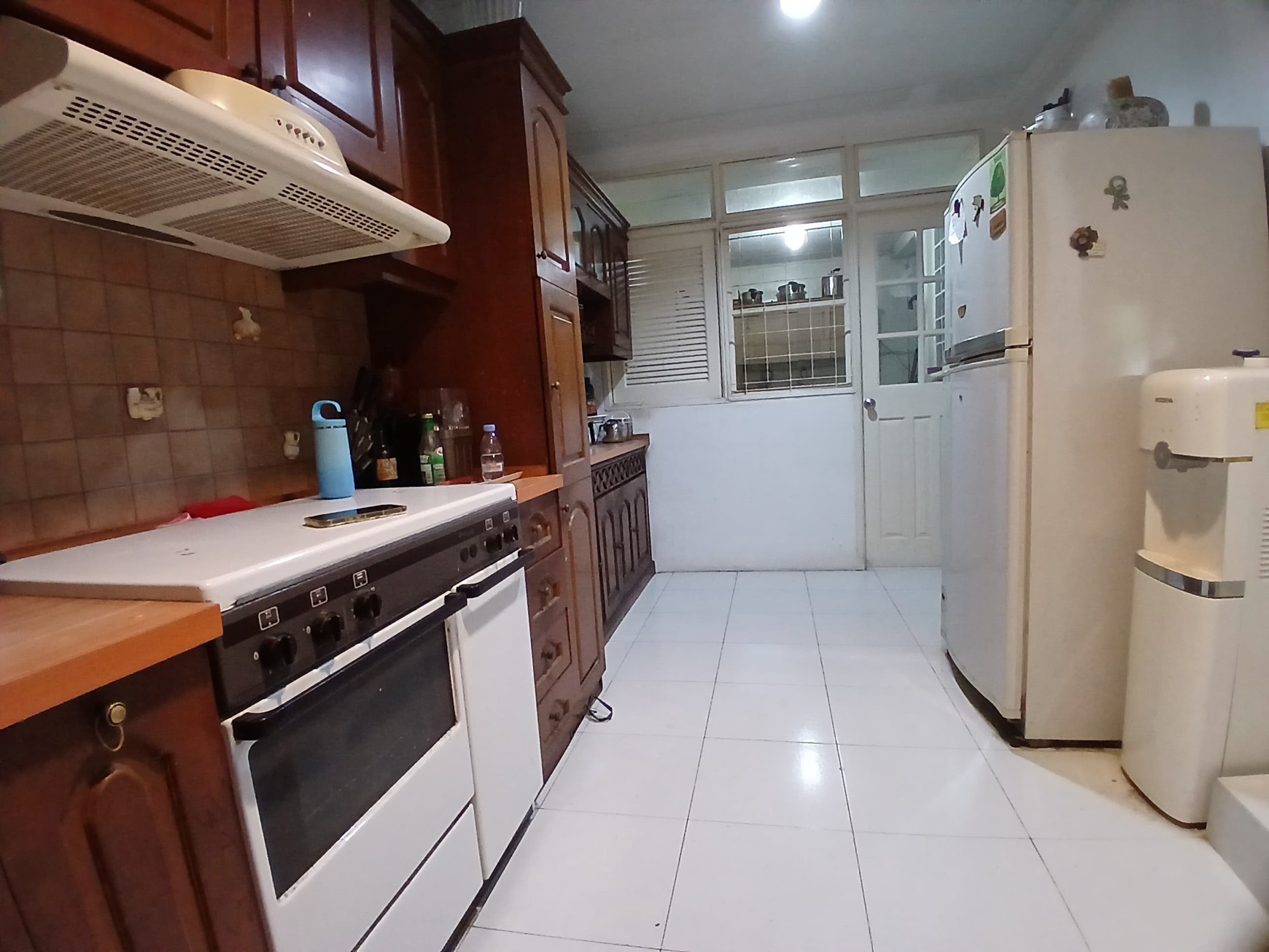 Rumah sangat terawat di Puri Cinere-Jaksel