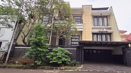  Rumah mewah dalam lingkungan premium dan strategis di Bintaro Jaya