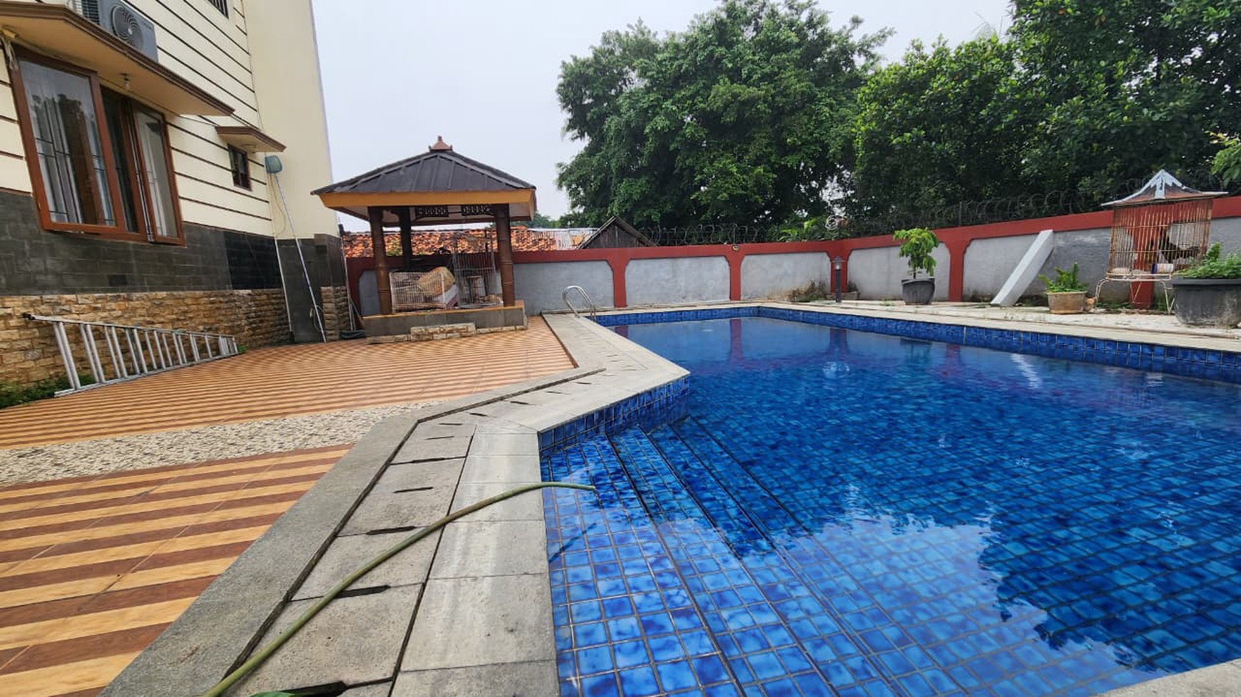 Rumah Mewah 2 Lantai Dengan Swimming Pool di Pancoran Jaksel