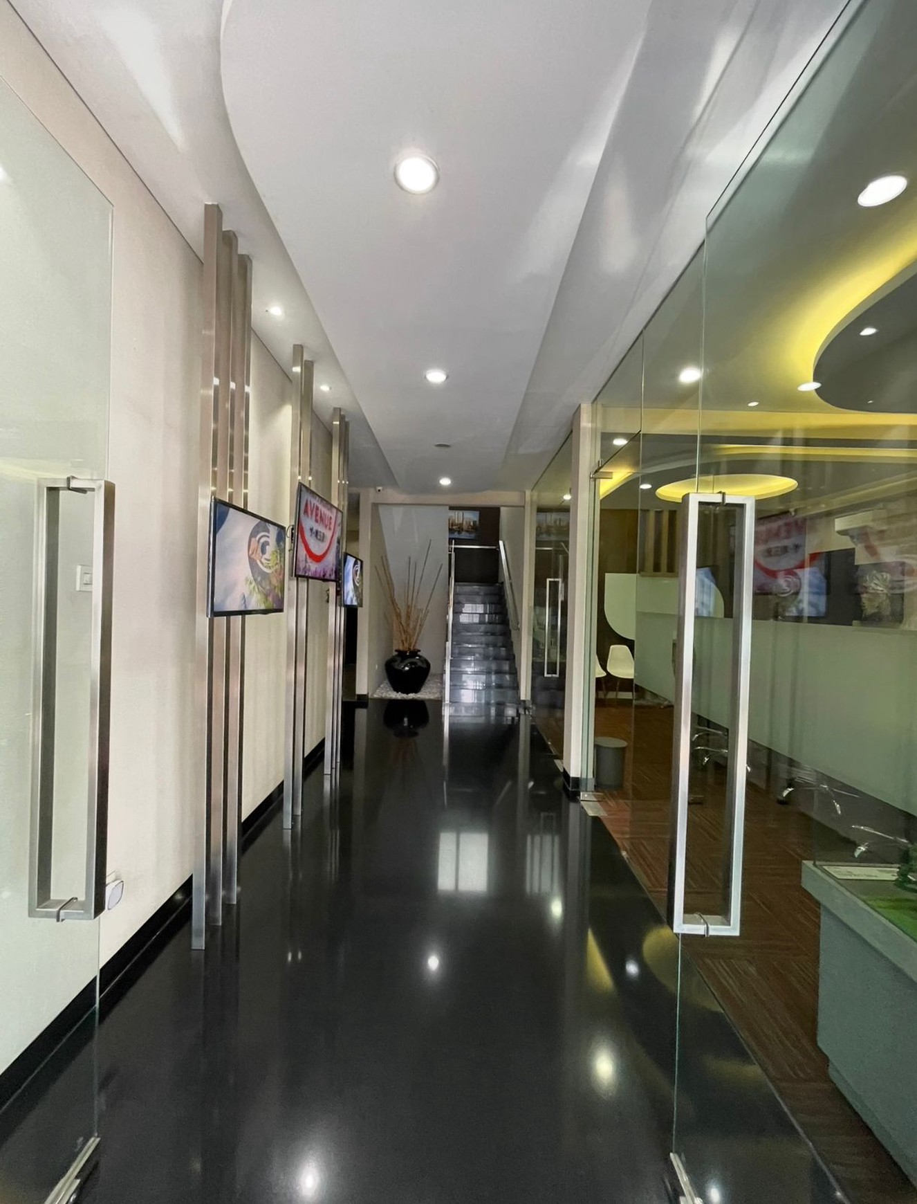 Kantor 2 Lantai di BSD City dengan LT 300 LB 468 Lift Sigma (10 orang)