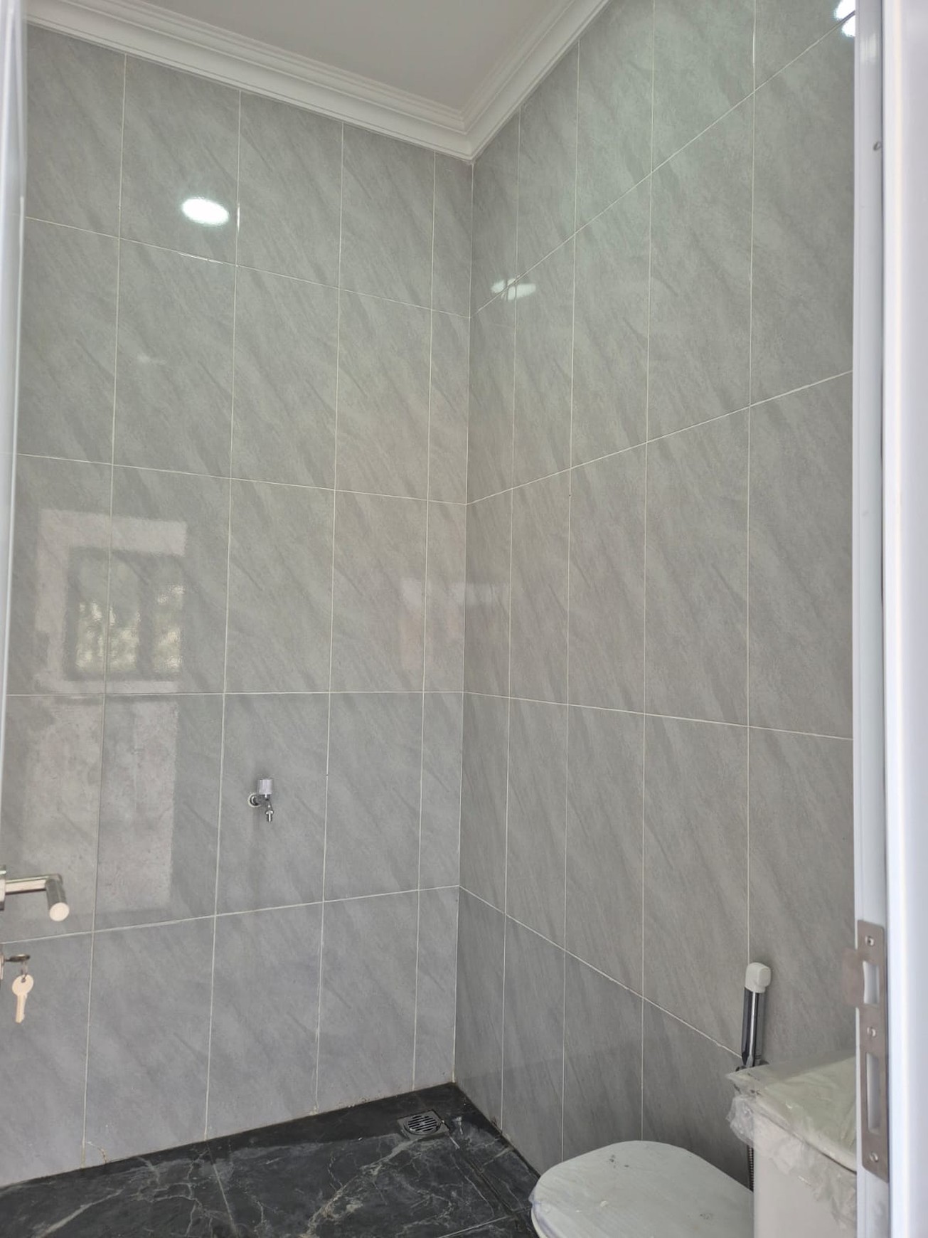 Rumah Brand New, Cantik, dengan Konsep American Clasik di Bintaro 