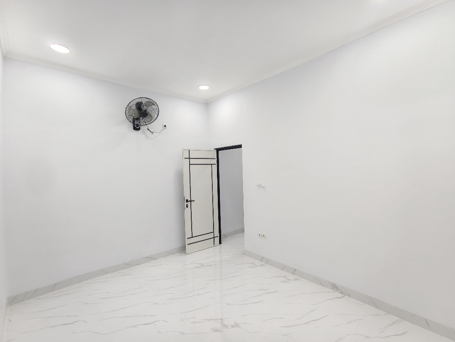 Rumah Baru di Pasar Baru Sawah Besar Dekat Transjakarta