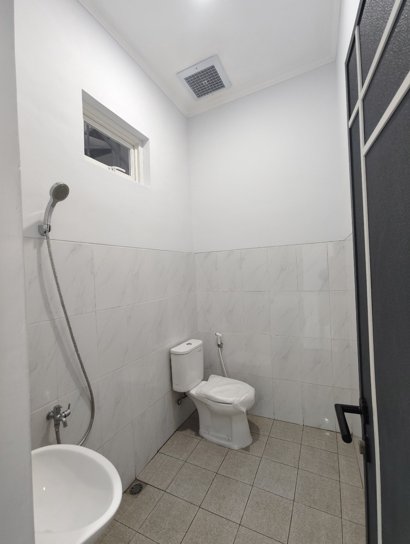 Rumah Baru di Pasar Baru Sawah Besar Dekat Transjakarta