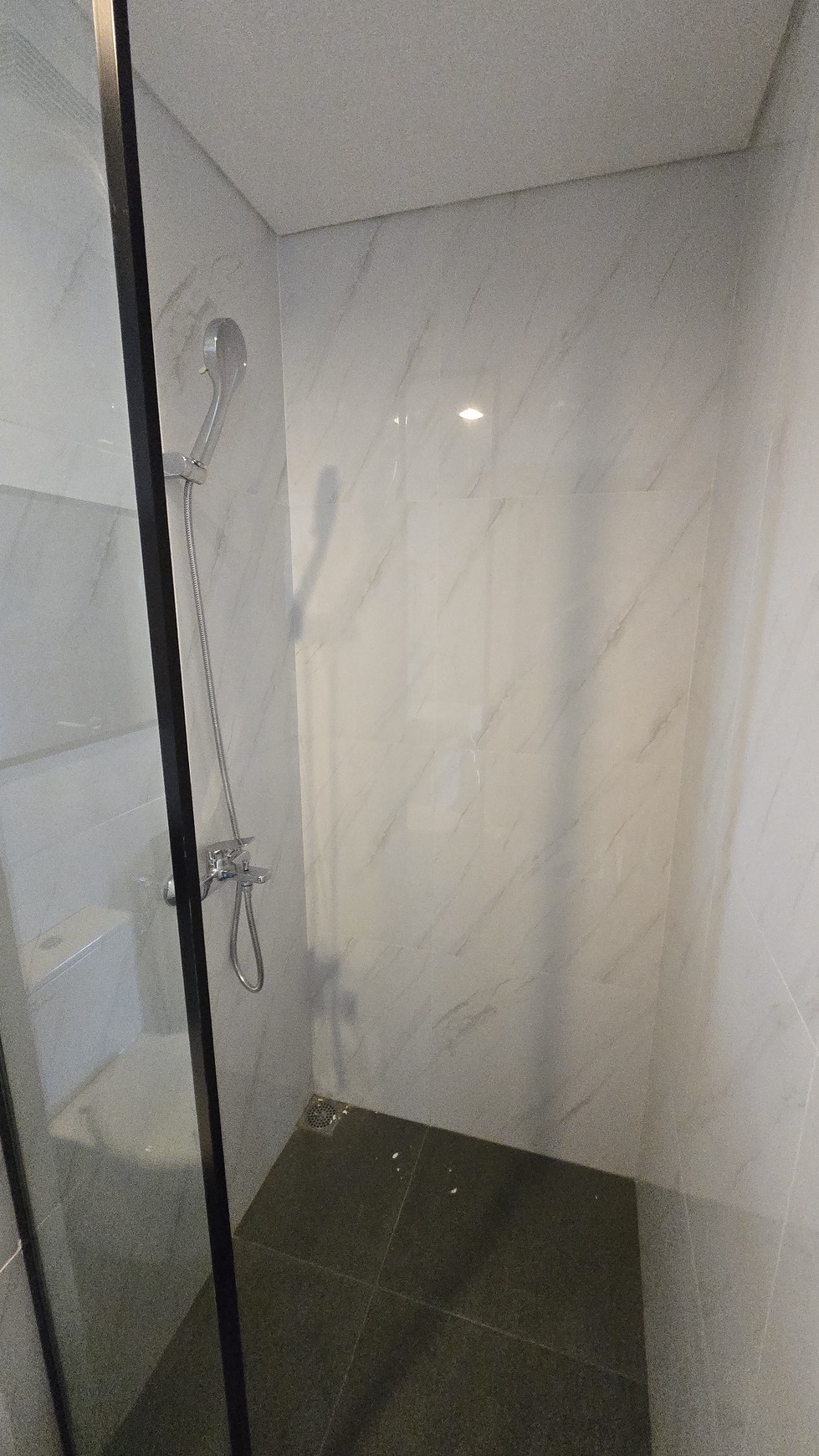Dijual Apartemen Newton 1 - 2BR Hook Unit, Lantai 25