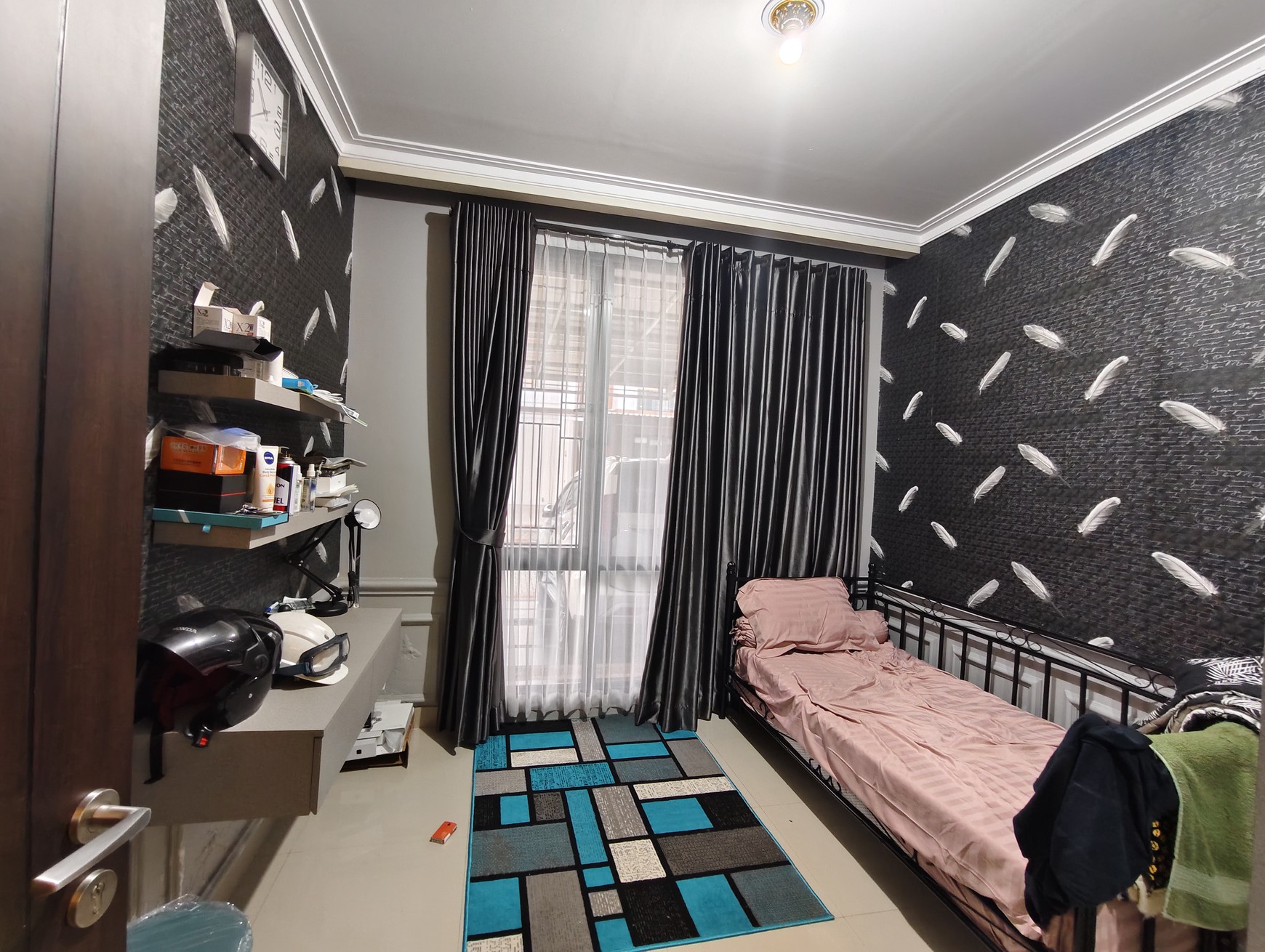 Rumah Mewah Furnished Kota Wisata