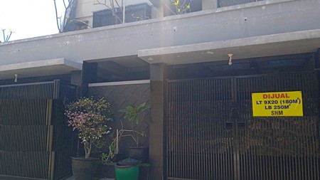 Rumah Dijual Semolowaru Tengah Sukolilo Surabaya